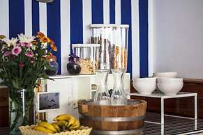 Nautical Home & Seashell House B&B