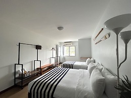 Nautical Home & Seashell House B&B