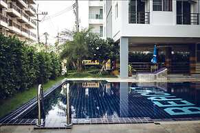 Beach 7 Condo by GrandisVillas