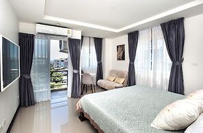 Beach 7 Condo by GrandisVillas