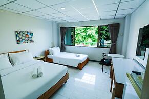Central Place Hotel