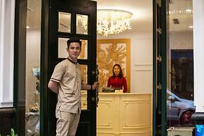 Maro Hotel