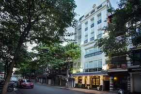 Maro Hotel
