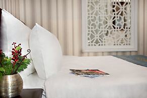 Maro Hotel