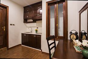Maro Hotel