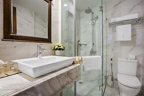 Maro Hotel
