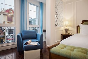 Maro Hotel