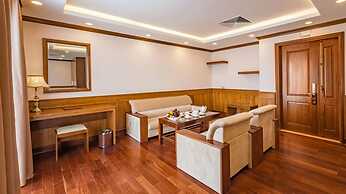 Lam Giang Hotel
