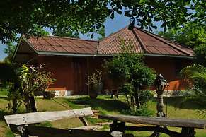 Baandin Huaiphung Resort