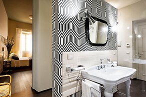 Arnobio Florence Suites