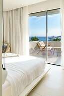 Mykonos Dove Beachfront Hotel