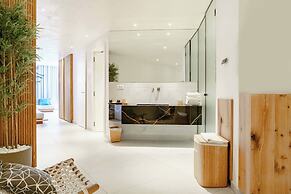 Mykonos Dove Beachfront Hotel