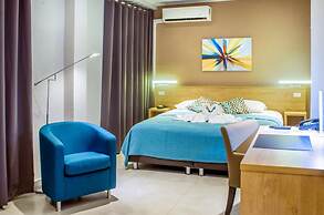 Q-Inn Boutique Hotel