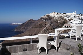 Thireas Hotel