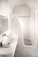 Thireas Hotel