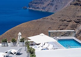 Thireas Hotel