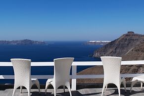 Thireas Hotel