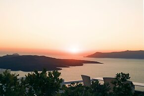 Thireas Hotel