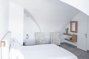 Thireas Hotel