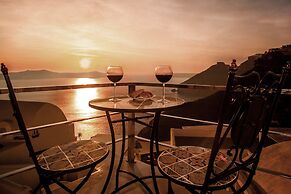 Thireas Hotel