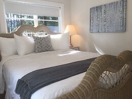 Lakeshore on Salt Spring