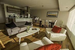 Stylish Ocean View Private Apartment