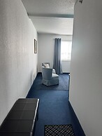 The Wilshire Inn