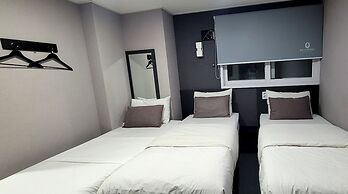 Philstay Myeongdong Metro
