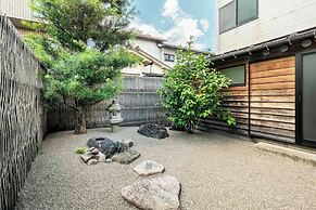 Higashiyama Kageroi