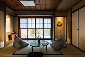 Higashiyama Kageroi
