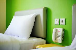 Amaris Hotel Margorejo - Surabaya