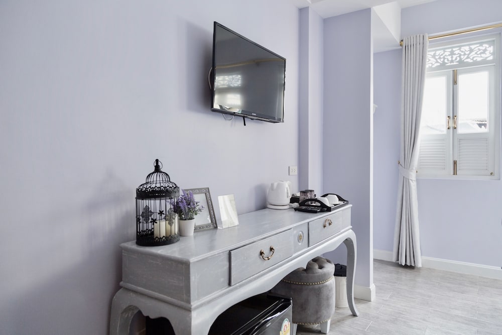 Noursabah Bed Bangkok