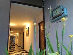 Dino Studio