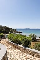 Electra Beachfront Villa