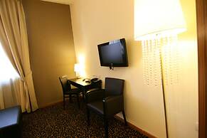 Hotel Crystal