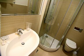 Hotel Crystal