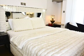 NFK The House Hotel