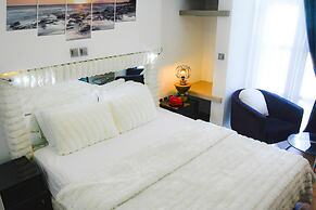 NFK The House Hotel