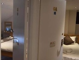 The Crown Hotel