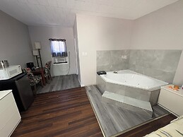 Advance Inn