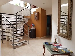 Hotel Real Colonial