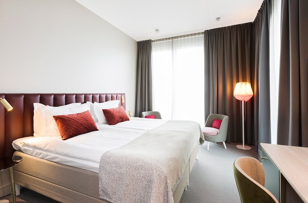 Elite Hotel Academia