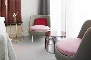Elite Hotel Academia