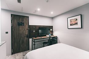 Papo'a Hotel