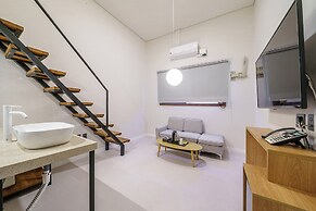 Restia Stay Suwon Station