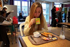 Auberge Internationale des Jeunes - Hostel