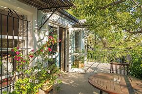 Hedge House