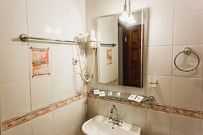 Hotel Shale
