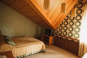 Hotel Shale