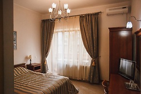 Hotel Shale